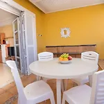 Orlando 85 Complex -