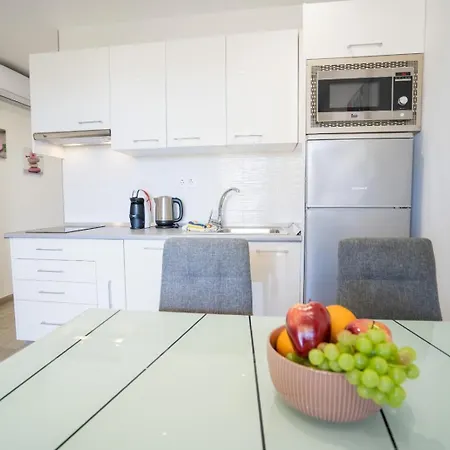 Orlando 85 Complex - Апарт-отель Адехе