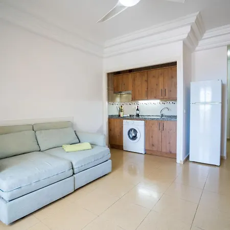 Orlando 85 Complex - Адехе