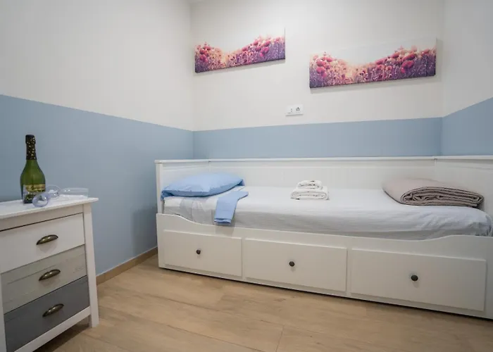 Orlando 85 Complex - Адехе