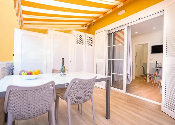 Orlando 85 Complex - Адехе